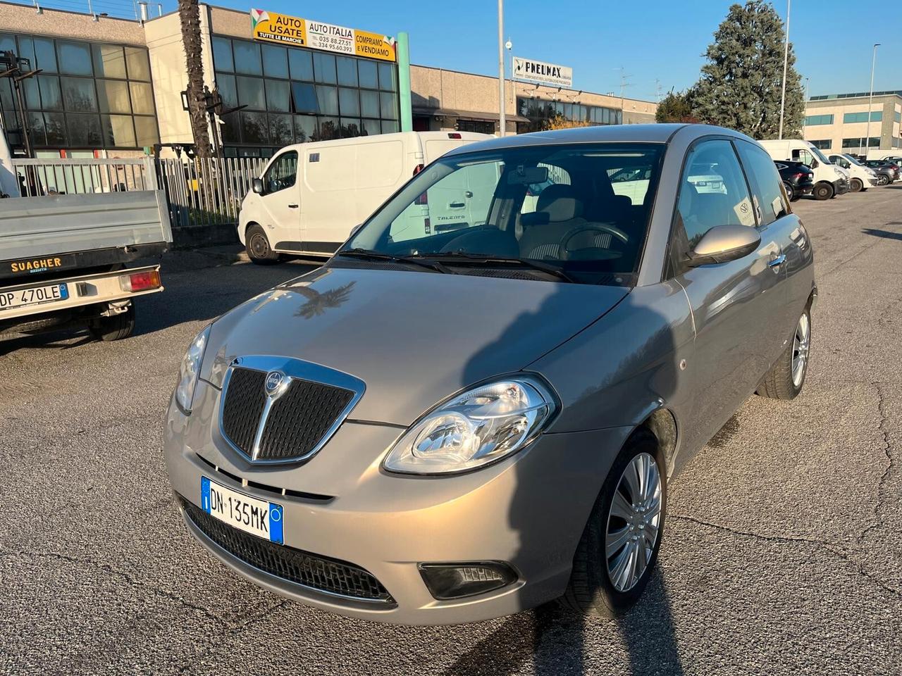 Lancia Ypsilon 1.2 Oro