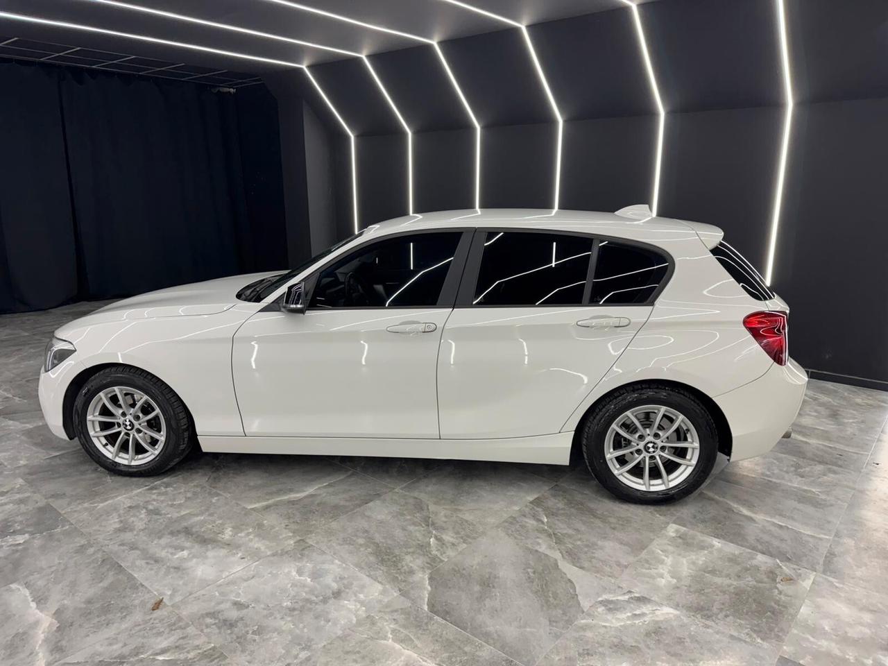 Bmw 116 Serie 1 116d 5p Dynamic