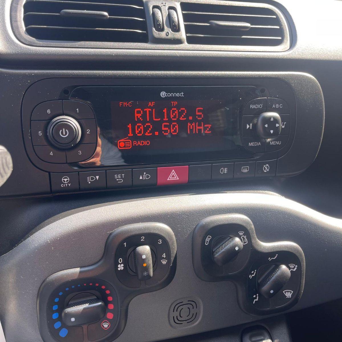FIAT - Panda - 1.0 Hybrid 32.000KM