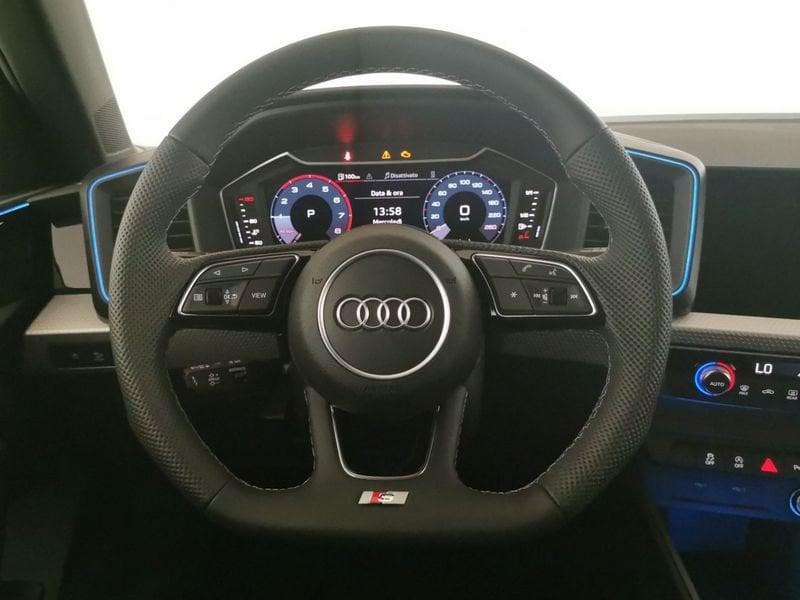 Audi A1 Sportback 30 1.0 tfsi Identity Black 116cv