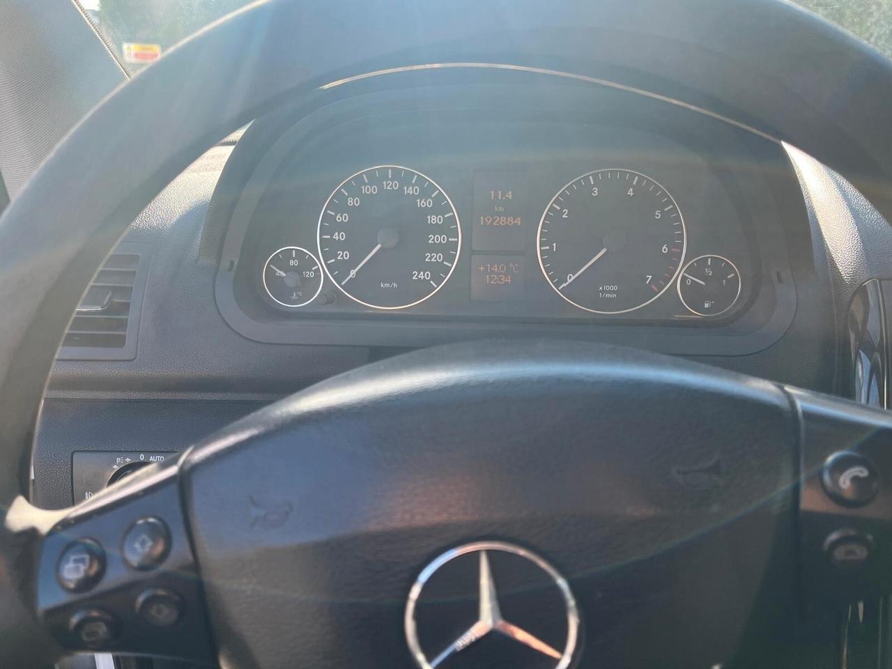 Mercedes-benz A 160 BlueEFFICIENCY
