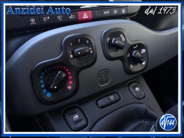FIAT Panda 1.0 Hybrid City Cross