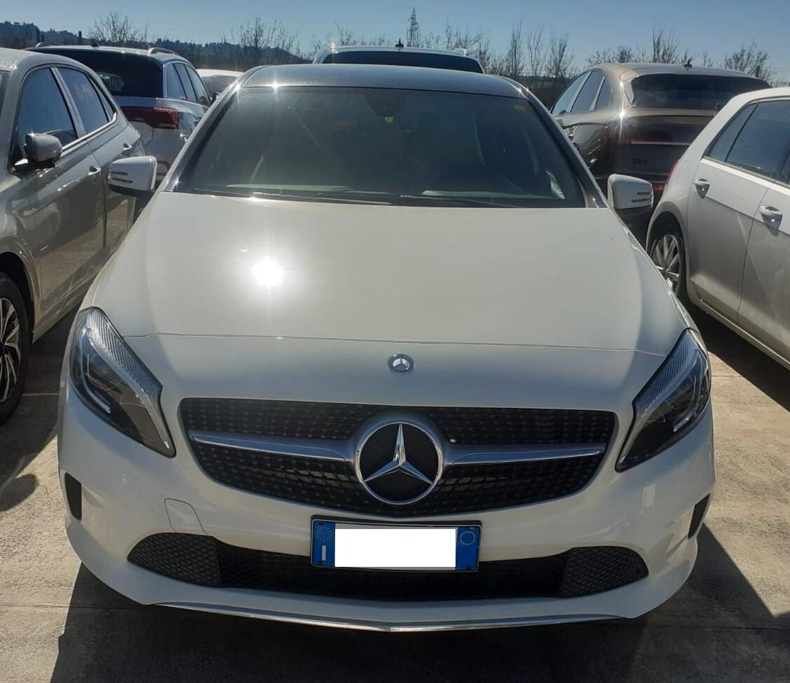 Mercedes-benz A180 d Premium - 2016