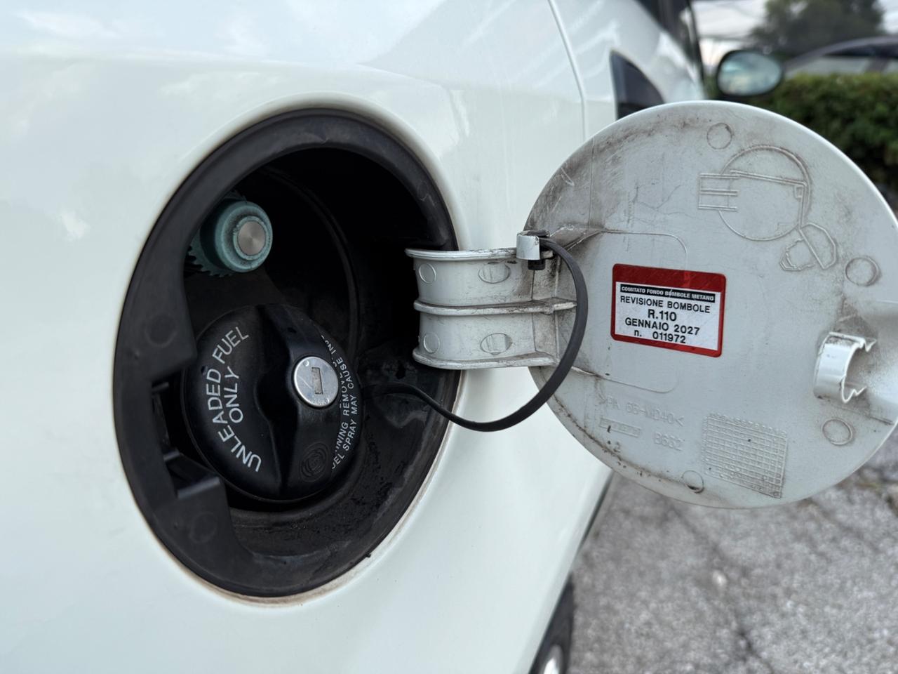 Fiat Punto 1.4 8V 5 porte Natural Power Street