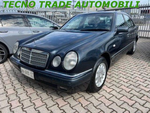 MERCEDES-BENZ E 200 cat Elegance