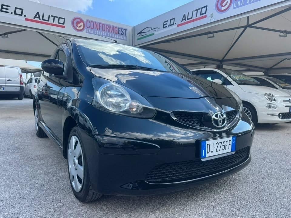 TOYOTA AYGO 1.0 12V VVT-i 5 porte Sol