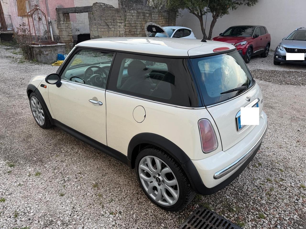 Mini 1.4 tdi One D de luxe-07/2004