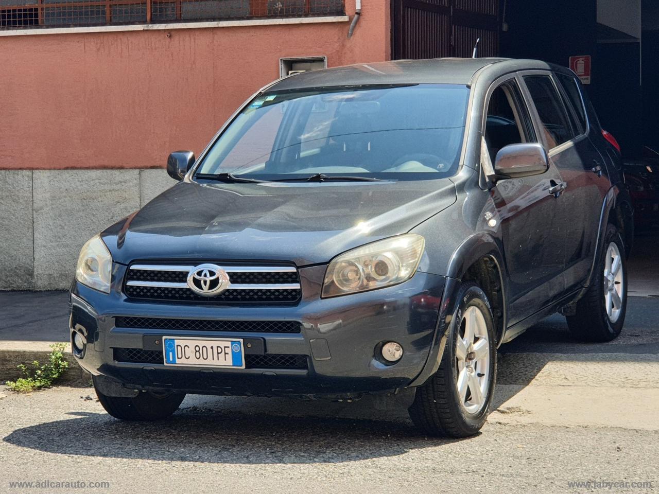 TOYOTA RAV4 2.2 D-4D 177 CV