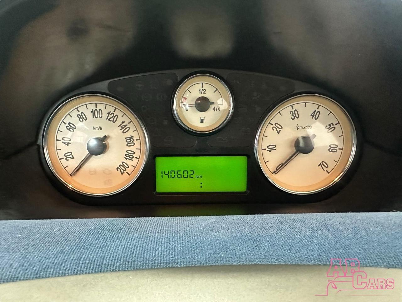 Lancia Ypsilon 1.2 Argento NEOPATENTATI