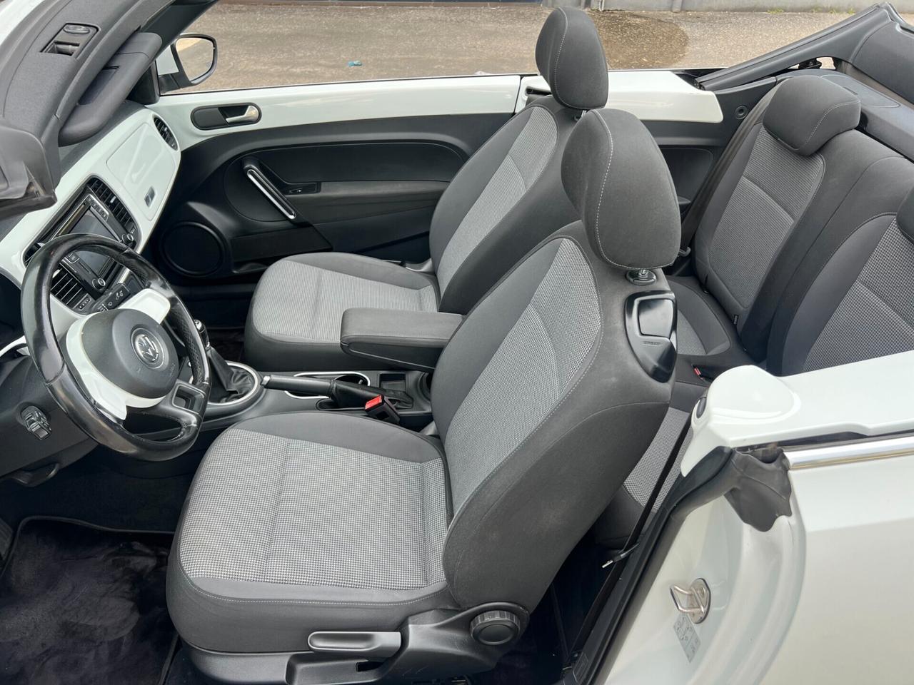 VW Maggiolino 1.2 TSI CABRIO Design BlueMotion Technology/UNIPROP