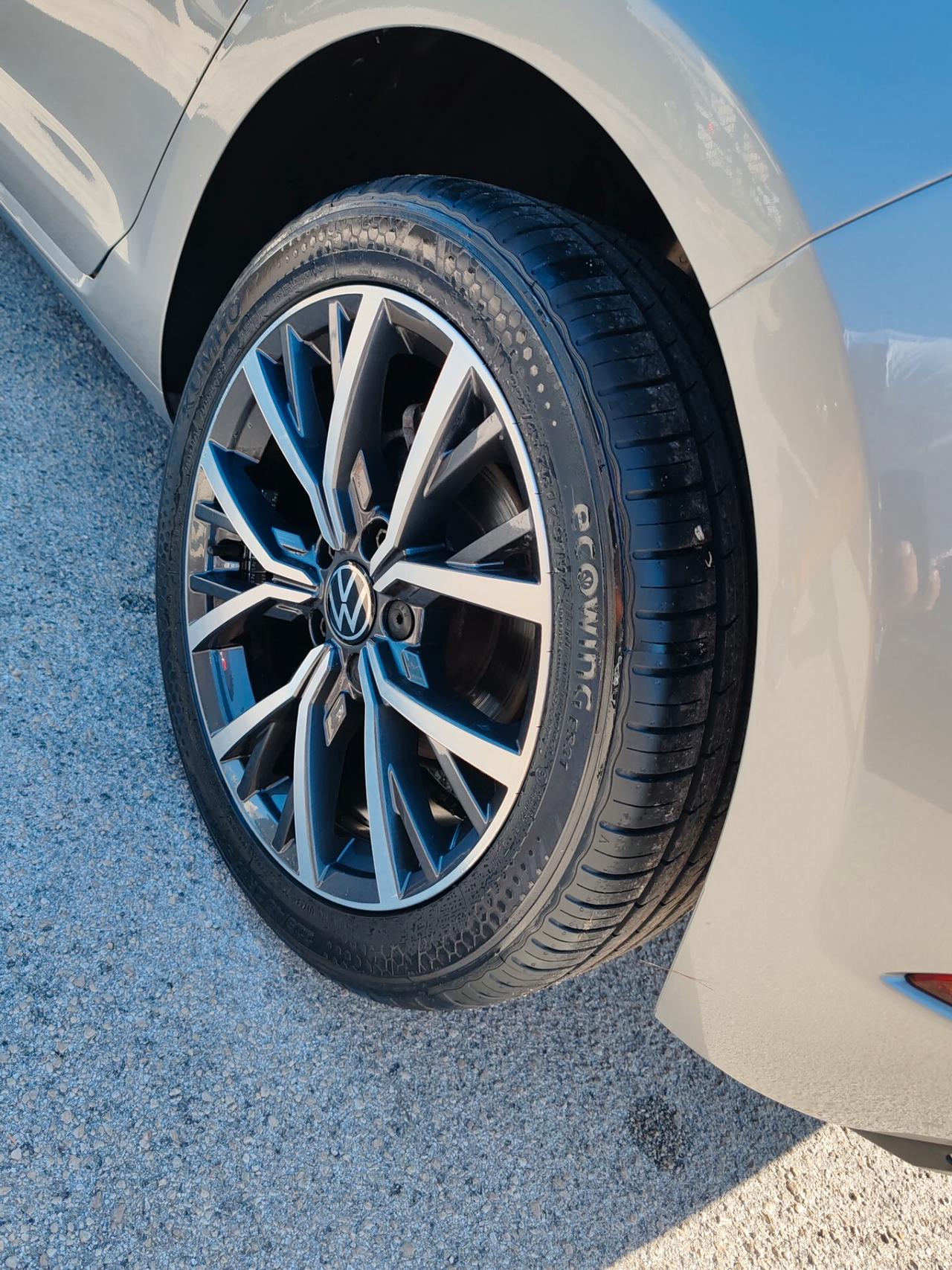 Volkswagen Golf 1.6 TDI Business BlueMotion Tech