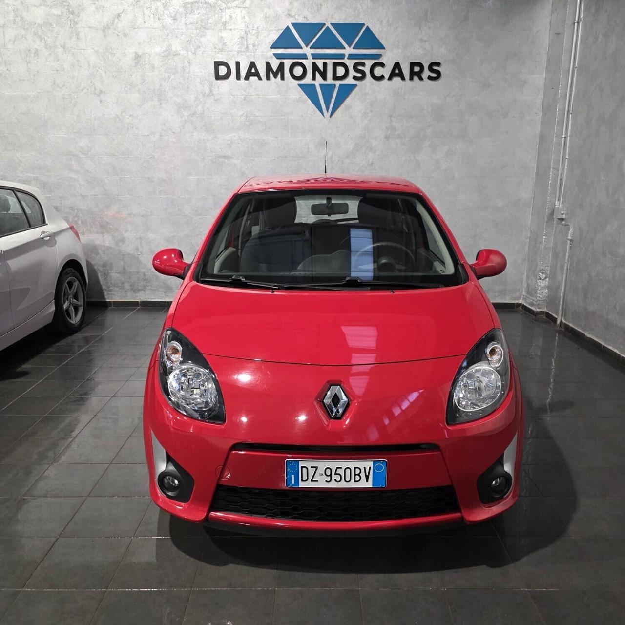 Renault Twingo 1.2 benzina PARI AL NUOVO+NEOPATENTATI+SUBWOOFER DI SERIE