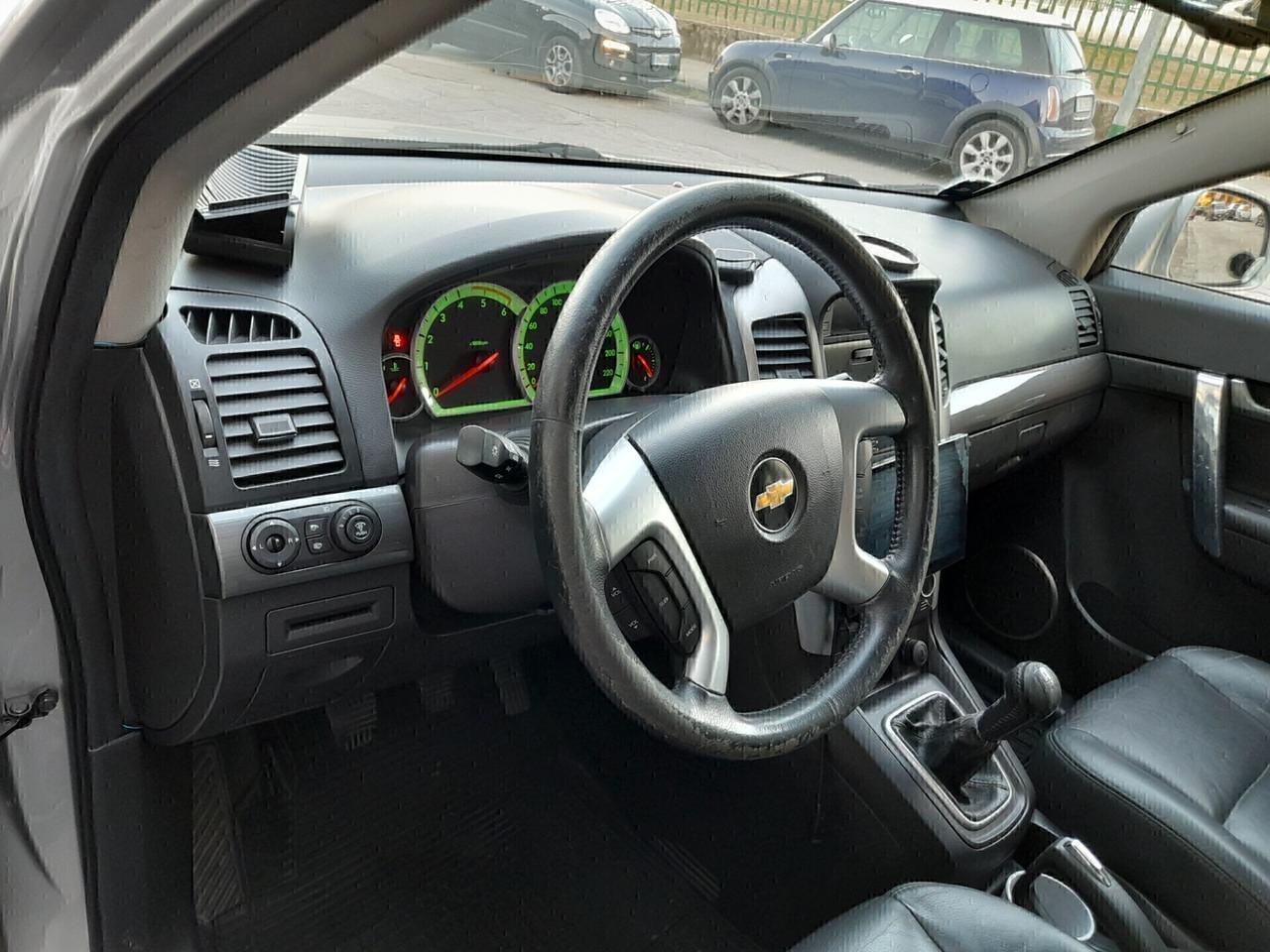 Chevrolet Captiva 4X4 7 POSTI