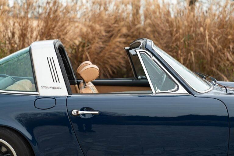 PORSCHE 911 TARGA 2.4 S “OIL KLAPPE” - RDS01342