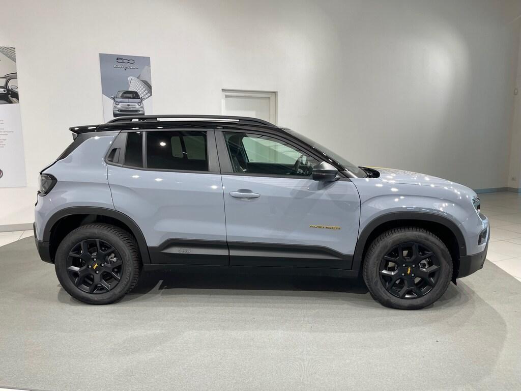 Jeep Avenger 1.2 turbo e-hybrid The North Face 4xe 136cv edct6