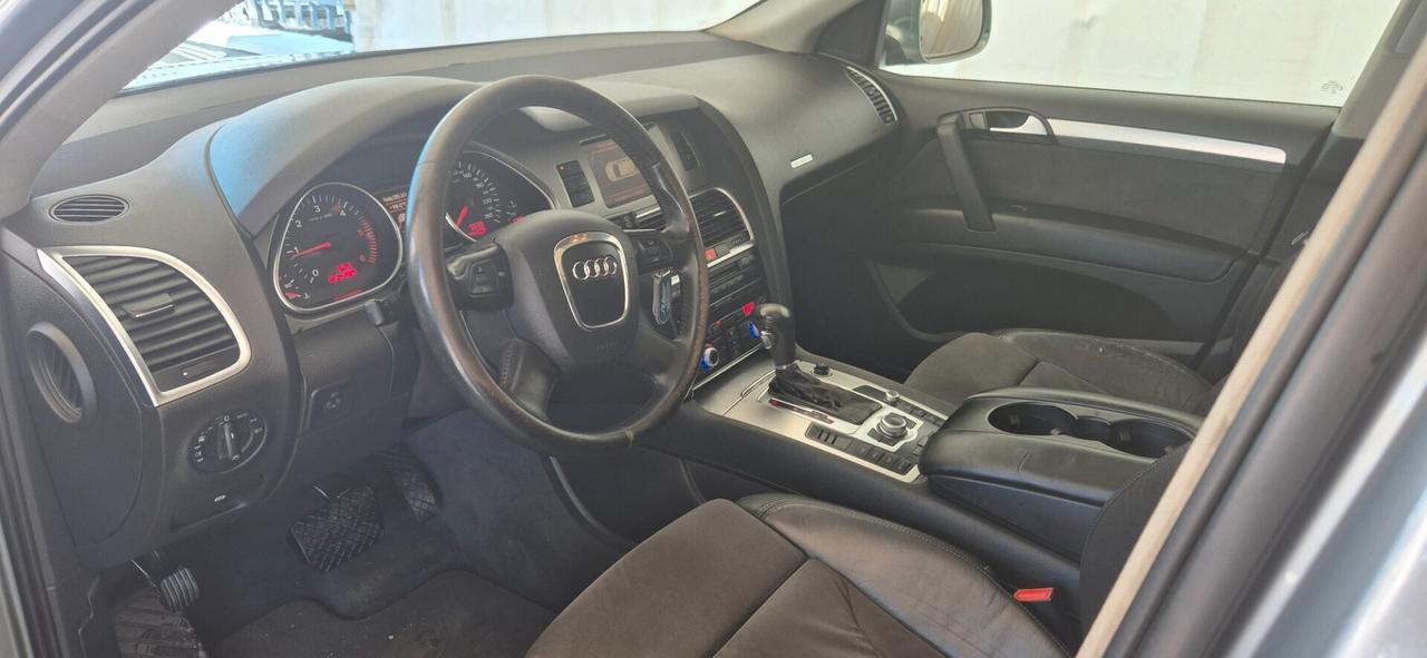 AUDI Q7 3.0TDI V6 233CV TIPTRONIC TettoP. 2007