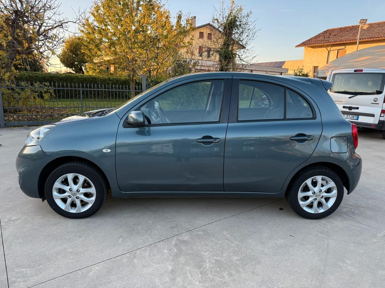 Nissan Micra 1.2 unico-pr 70.000 KM
