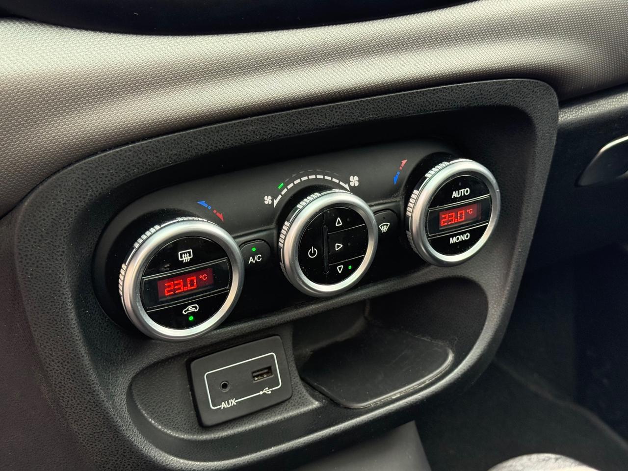 Fiat 500L 1.6 Multijet 120 CV Lounge Navi Camera Pelle