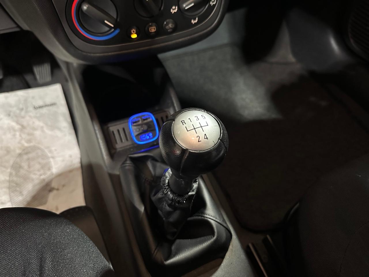 Opel Corsa 1.2i 16V cat 3 porte Club