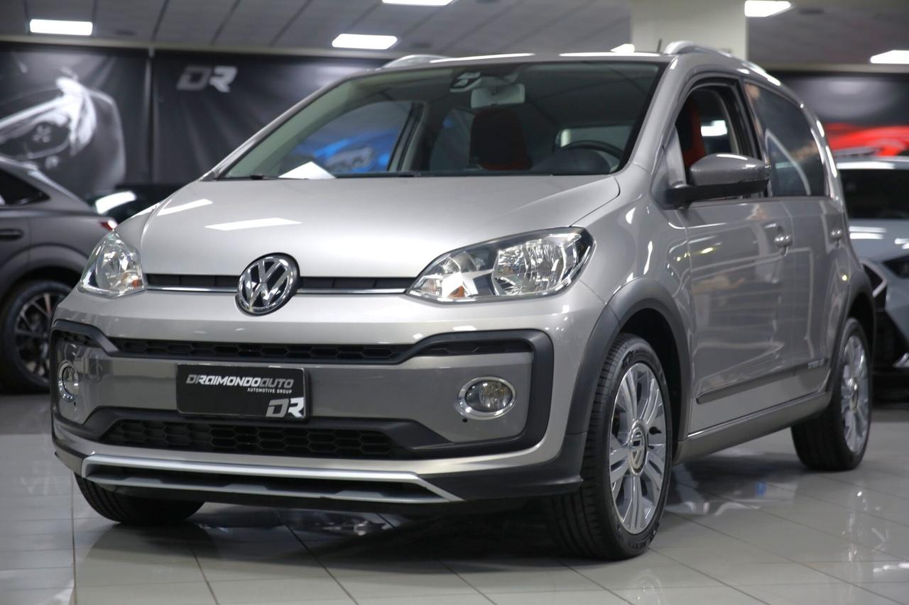 Volkswagen up! 1.0 75 CV Cross Up!