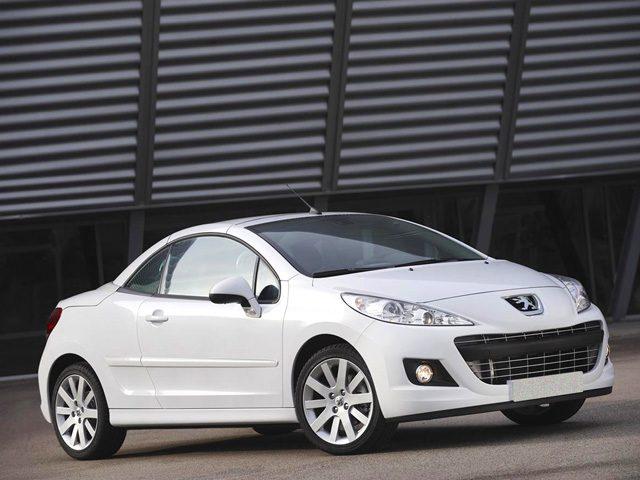 PEUGEOT 207 1.6 THP 156CV CC Féline
