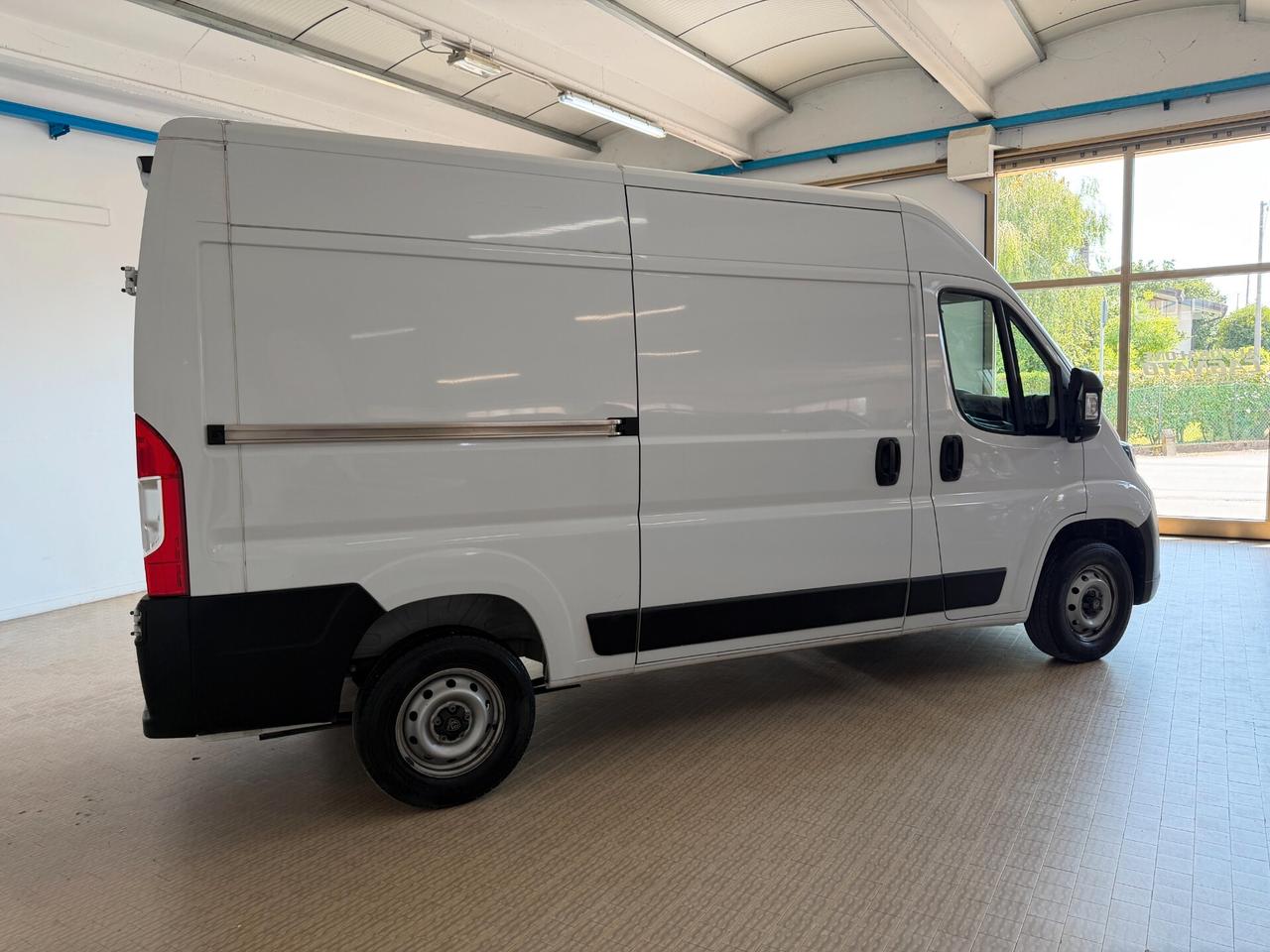Peugeot Boxer 335 2.2 BlueHDi 140cv L2 H2 Furgone 2024 Telecamera