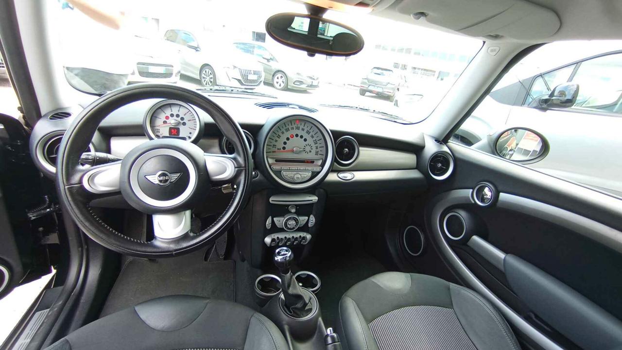 MINI COOPER D CLUBMAN 1.6 TDI - OK NEOP.