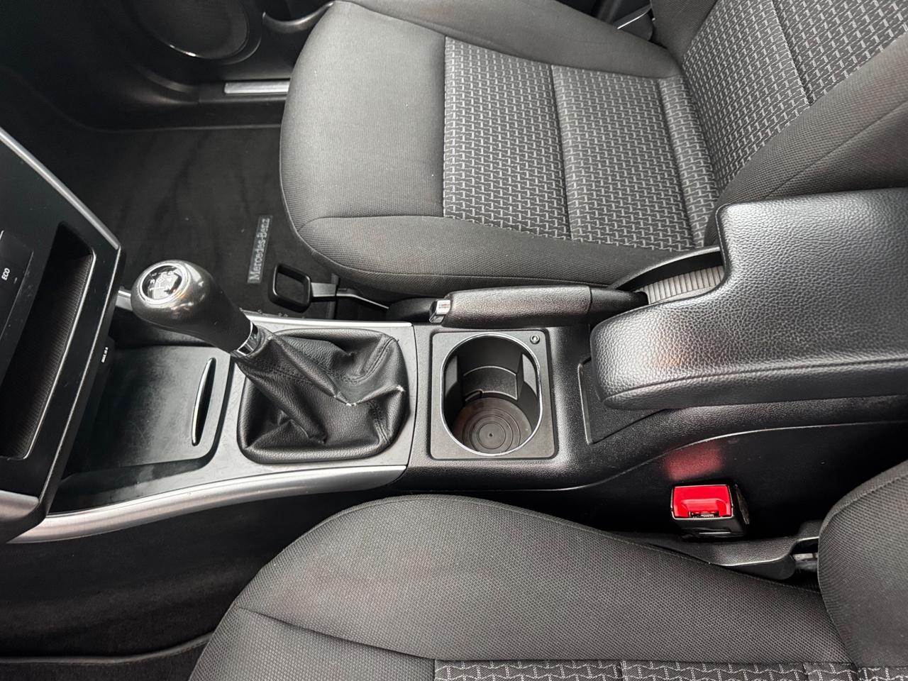 Mercedes-benz B 180 BlueEFFICIENCY neopatentati