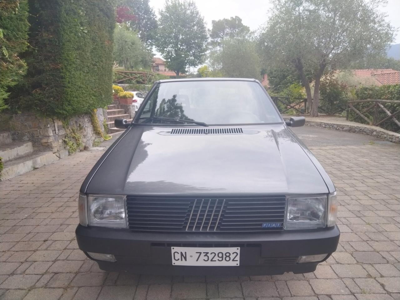 Fiat Uno 60SL 5P CORIASCO STYLE