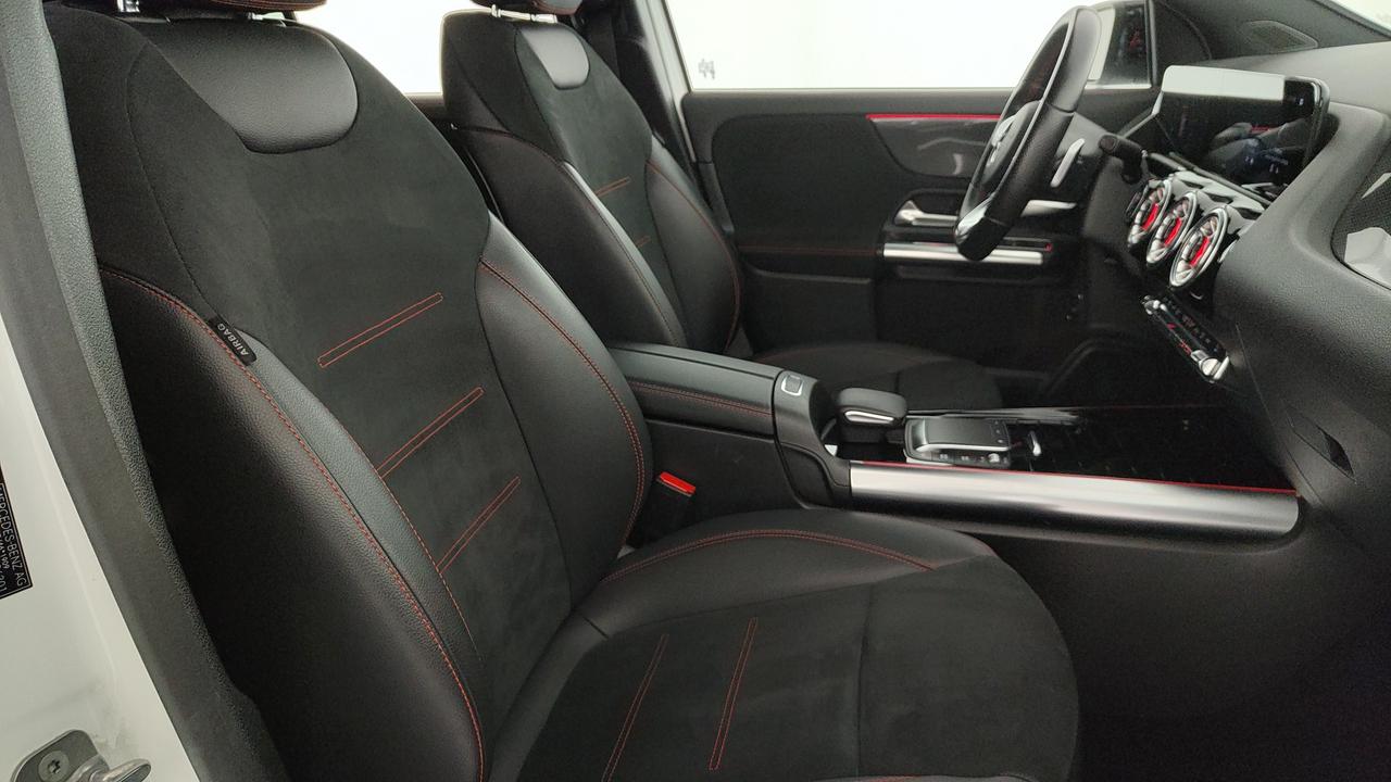 Mercedes-Benz GLA-H247 2020 - GLA 180 d Premium auto