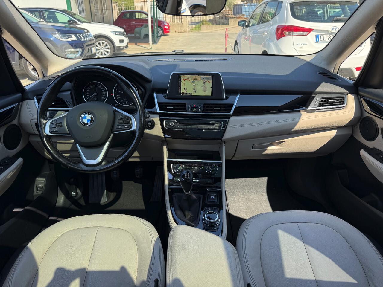 BMW 218d Active Tourer LUXURY/TETTO/FULL LED/PELLE