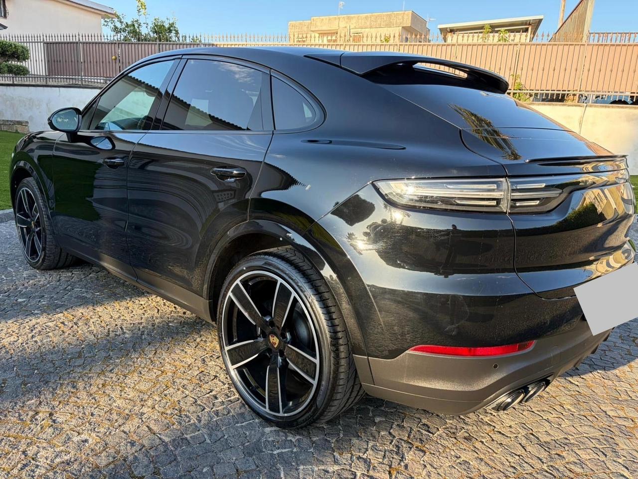 Porsche Cayenne Coupé 3.0 V6 PLATINUM EDITION - Full