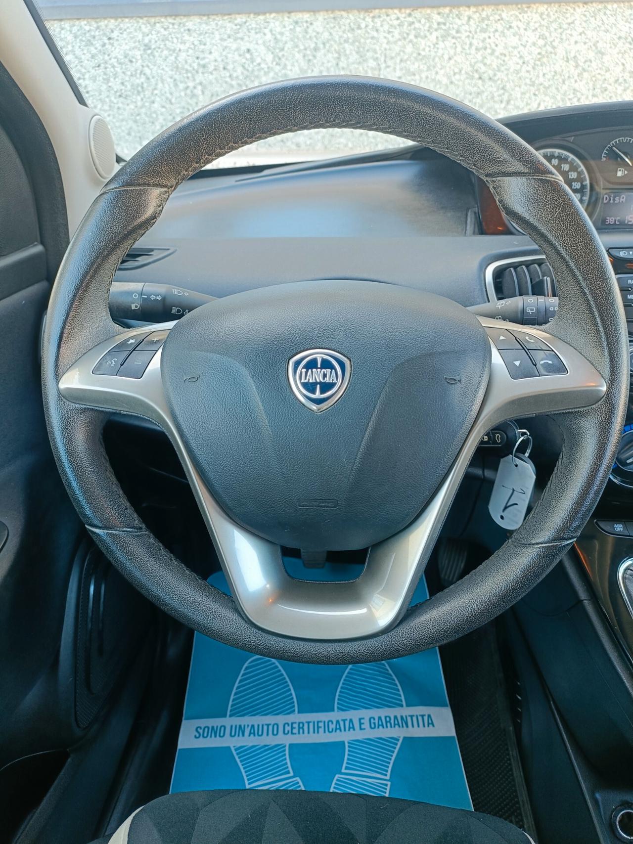 Lancia Ypsilon 1.3 MJT 16V 95 CV 5 porte S&S Silver