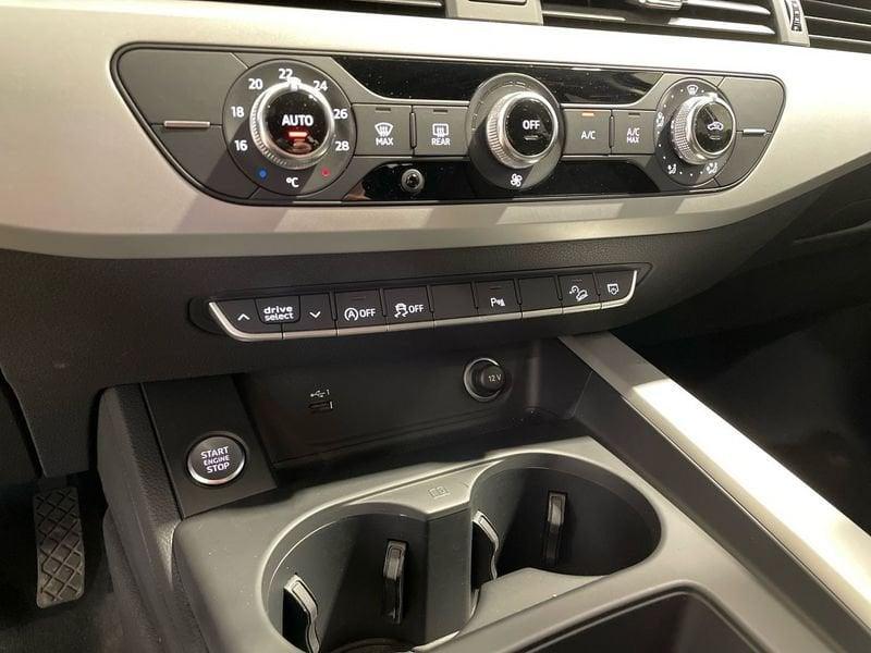 Audi A4 allroad Quattro 40 2.0 tdi mhev Business 204cv s-tronic