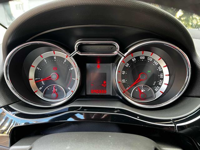 OPEL Adam 1.2 70 CV VR-46