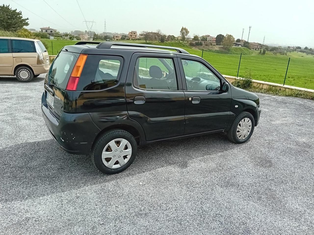 Subaru Justy 1.0 12V UR