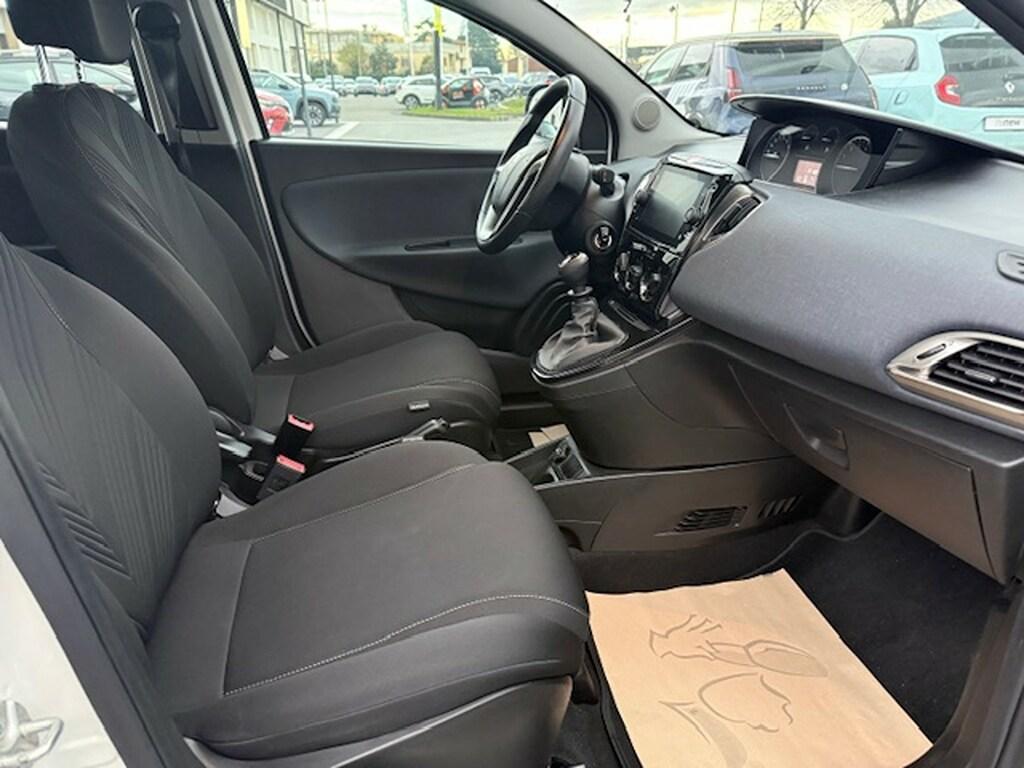 Lancia Ypsilon 5 Porte 1.0 FireFly Hybrid Gold