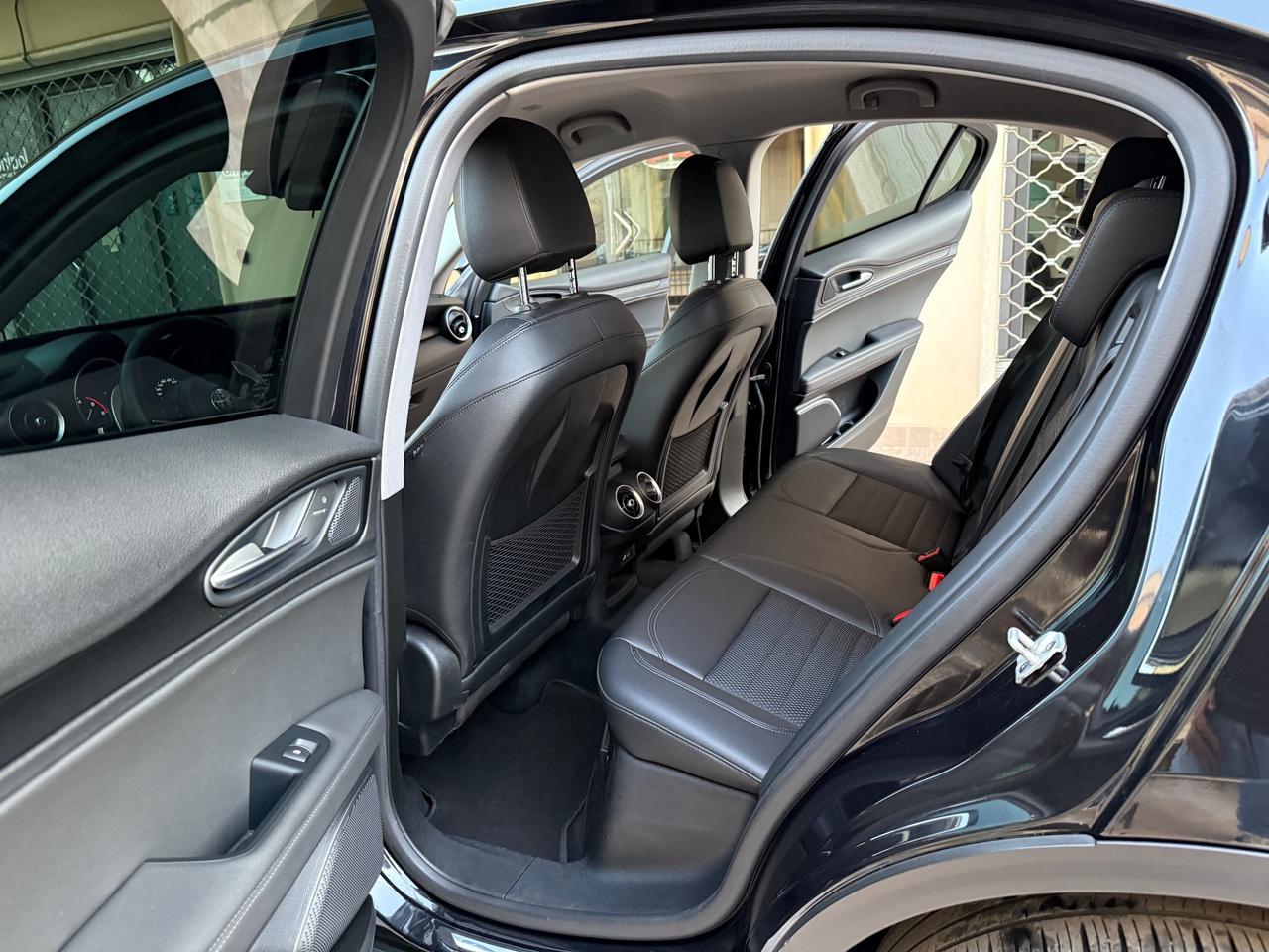 Alfa Romeo Stelvio 2.2 Turbodiesel 210 CV AT8 Q4 B-Tech