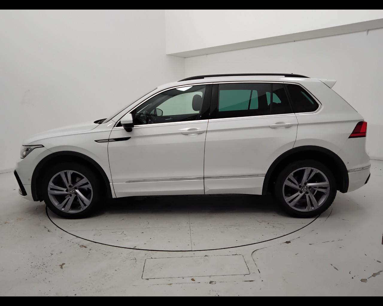 VOLKSWAGEN Tiguan II 2021 - Tiguan 2.0 tdi R-Line 4motion 150cv dsg