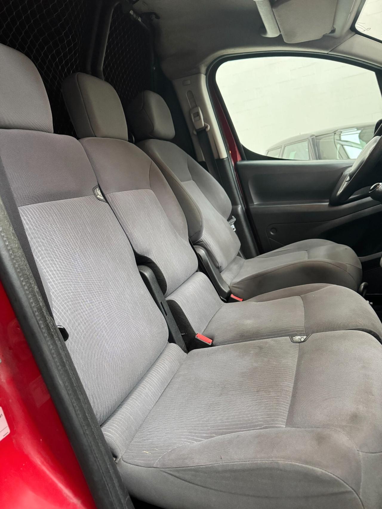 PEUGEOT PARTNER 3 POSTI
