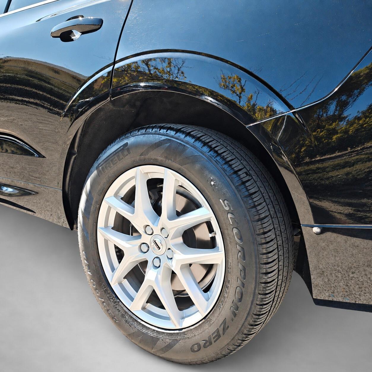 VOLVO XC60 2.0 B4 AWD 197 CV Geartronic Momentum
