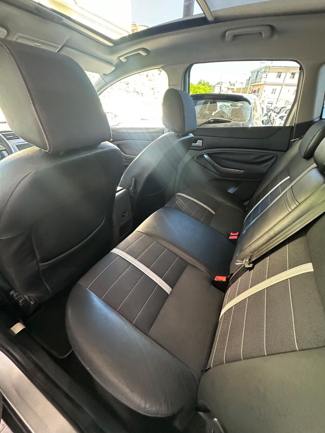 Ford Kuga 2.0 TDCi 163 CV 4WD Powersh.Titanium DPF