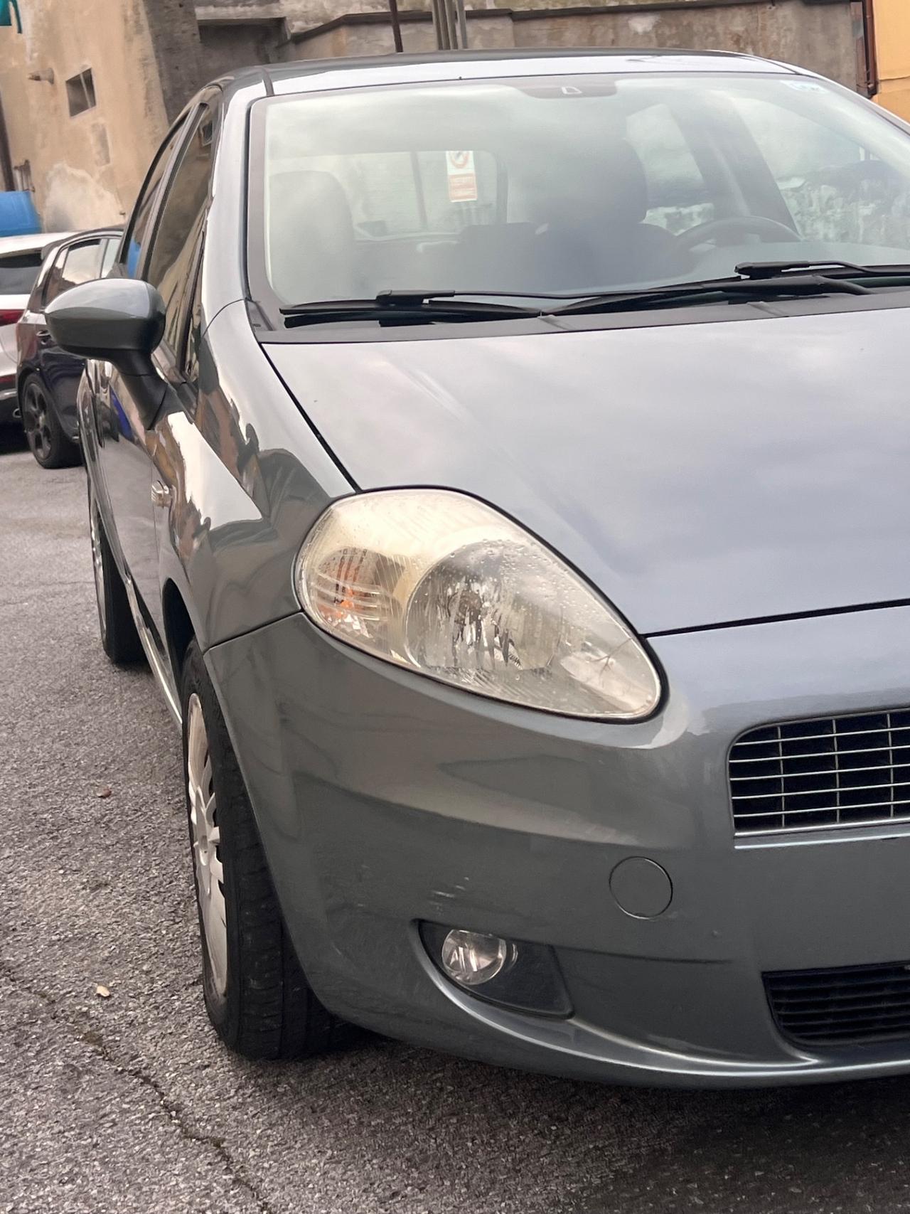 Fiat grande Punto 1.3 MJT 16V 5 porte con soli 70.000km