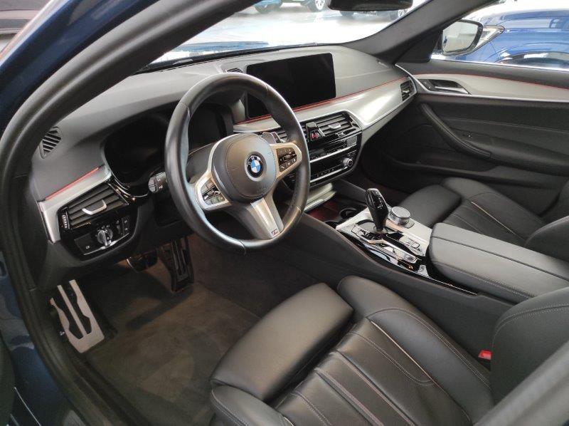 BMW Serie 5(G30/31/F90) - 530d 48V xDrive Touring Msport