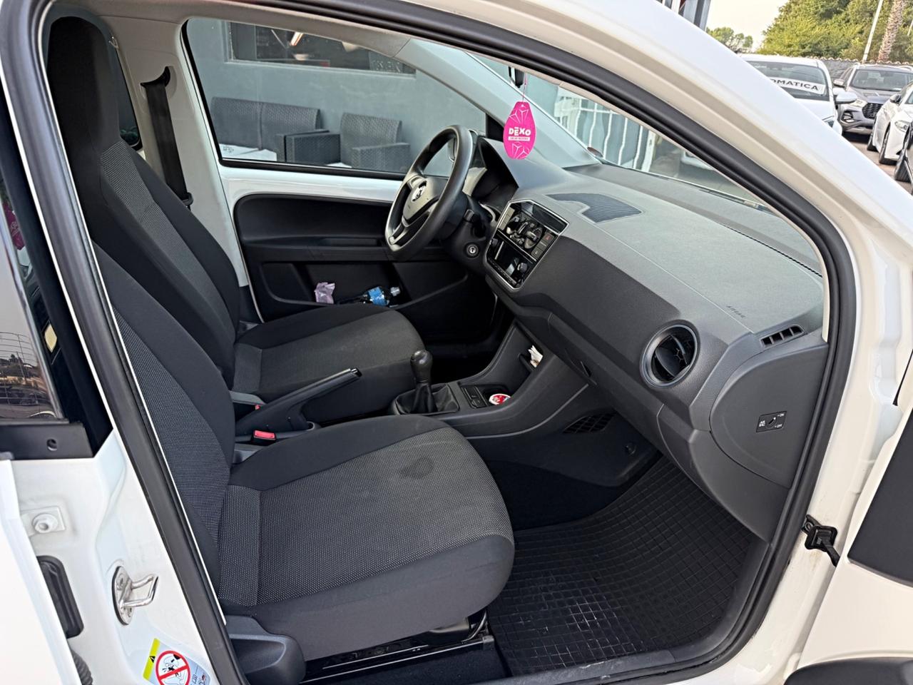 Volkswagen up! 1.0 5p. move