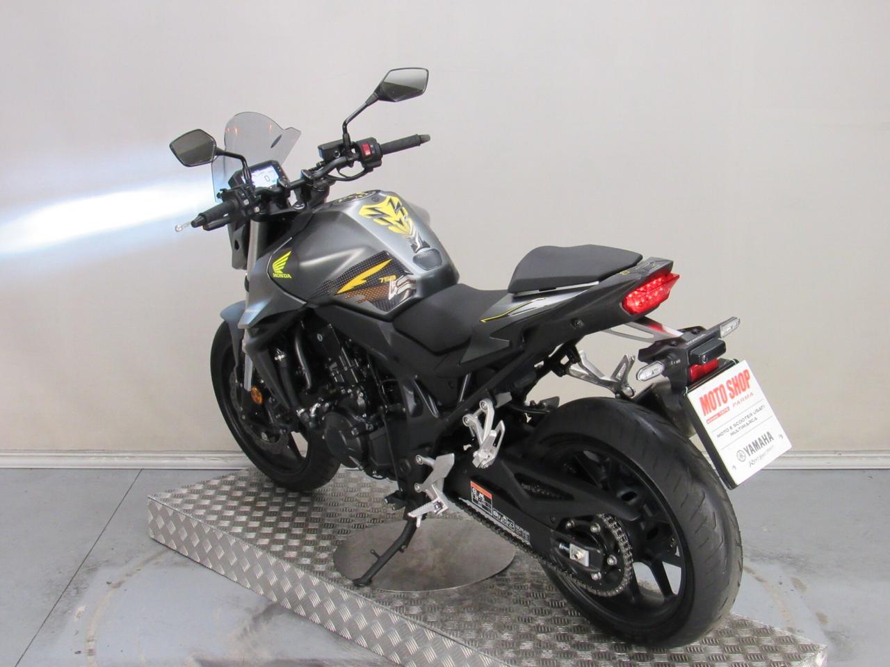 Honda CB 750 HORNET ABS
