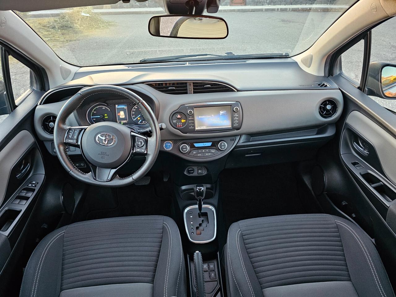 Toyota Yaris 1.5 Hybrid 5 porte Active