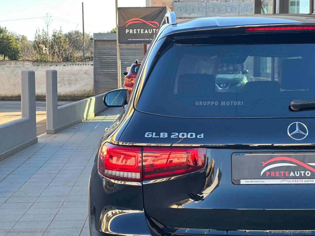 MERCEDES-BENZ GLB 200 d Automatic Sport