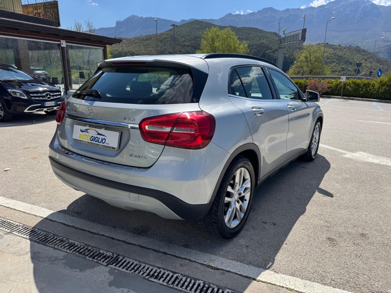 Mercedes-benz GLA 220 CDI Automatic 4Matic Sport