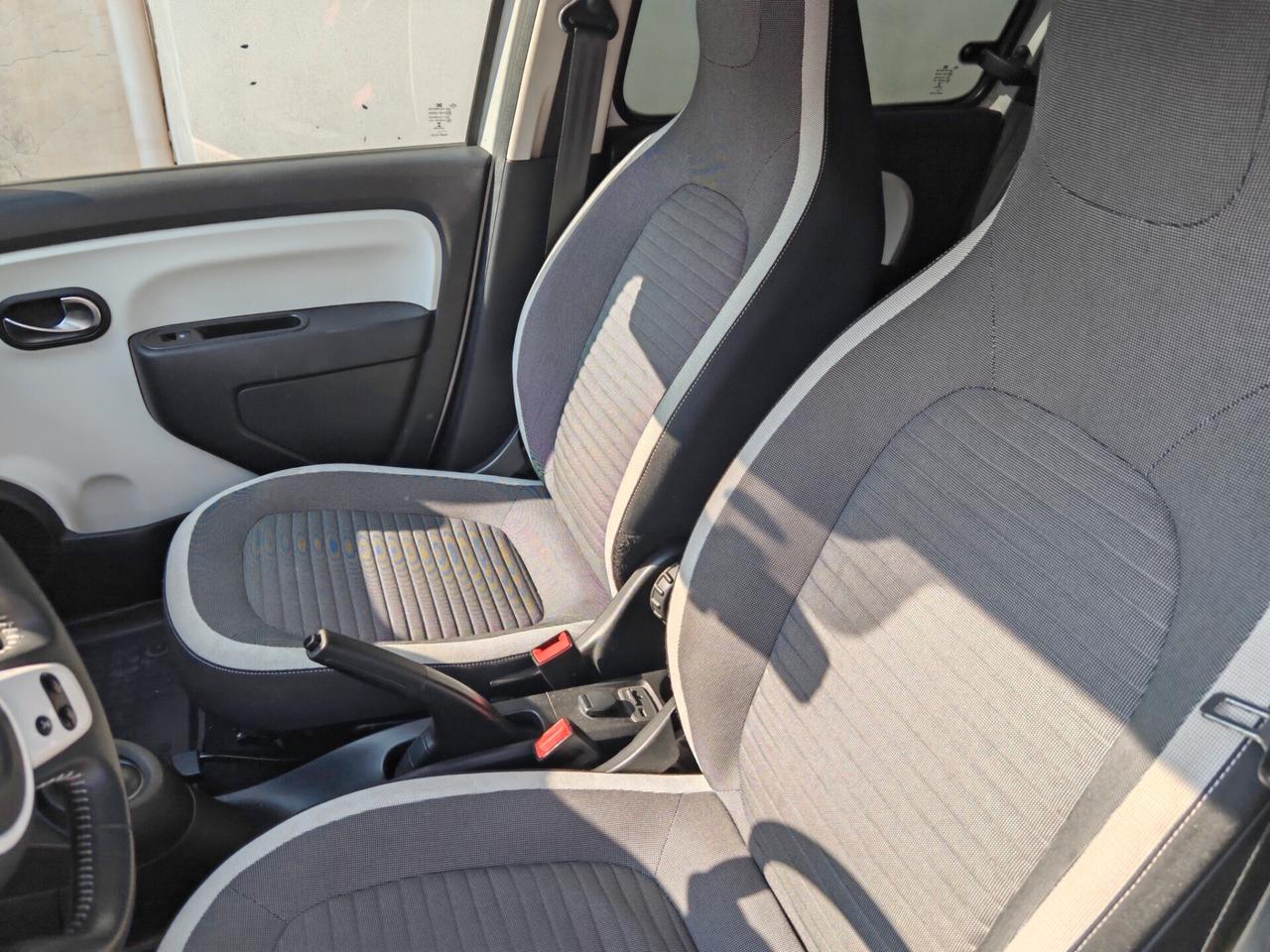 Renault Twingo TCe 90 CV EDC Lovely